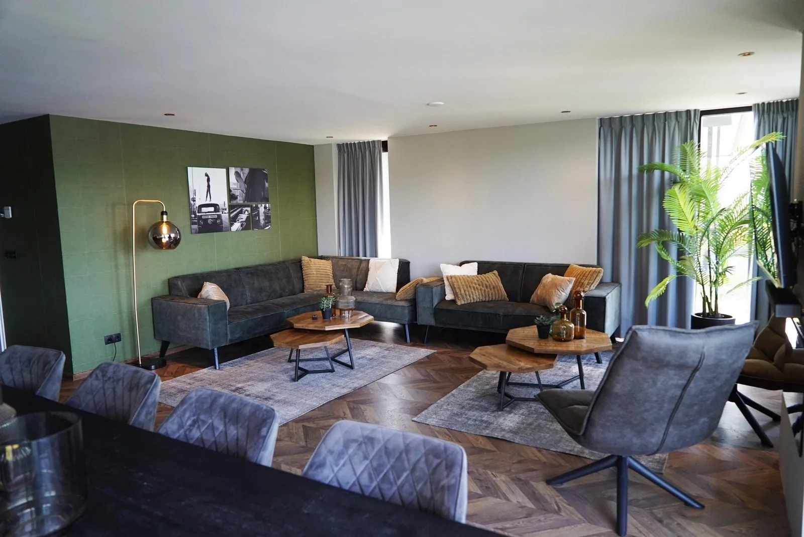 Slaapkamer met verstelbaar bed in een MIVA vakantiehuis